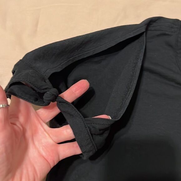 NYDJ size S short sleeve basic black tshirt with cute ties at the sleeve GUC - Picture 3 of 8